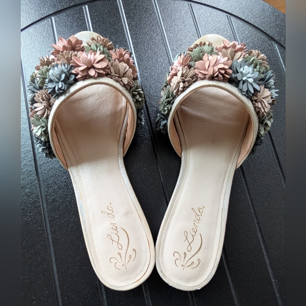 Liendo Rioja Floral Slides - Picture 7 of 11